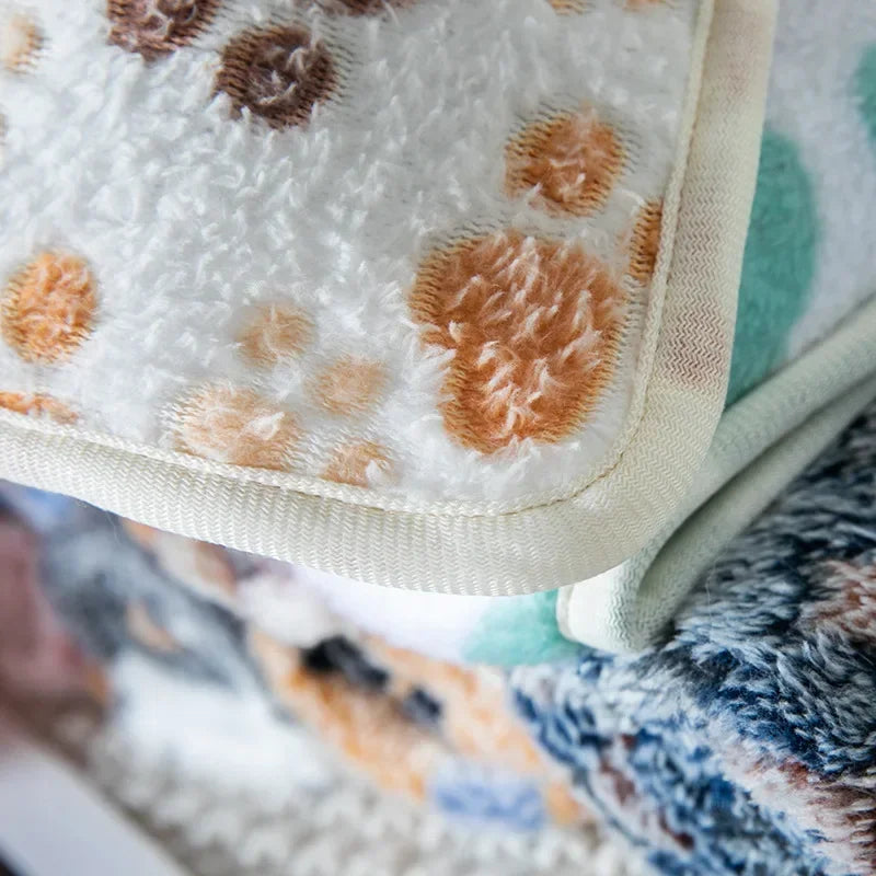 بطانية سناغل بيت™ الناعمة والمنفوشة للكلاب والقطط