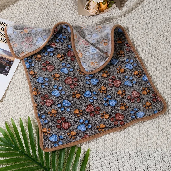 بطانية سناغل بيت™ الناعمة والمنفوشة للكلاب والقطط