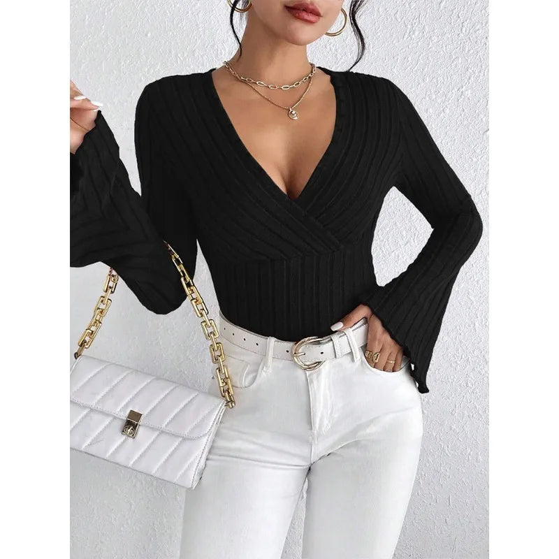 Women’s Cropped Long Sleeve Top – Casual Pullover T-Shirt