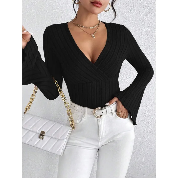 Women’s Cropped Long Sleeve Top – Casual Pullover T-Shirt