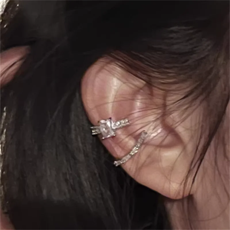 أقراط أذن نسائية مرصعة بالكريستال - بدون مشبك ثقب