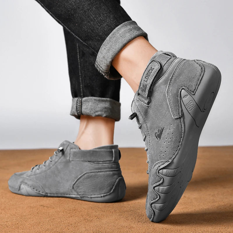 Men’s Leather Walking Shoes – 2025 Casual Luxury High-Top Sneakers & Motorcycle Boots