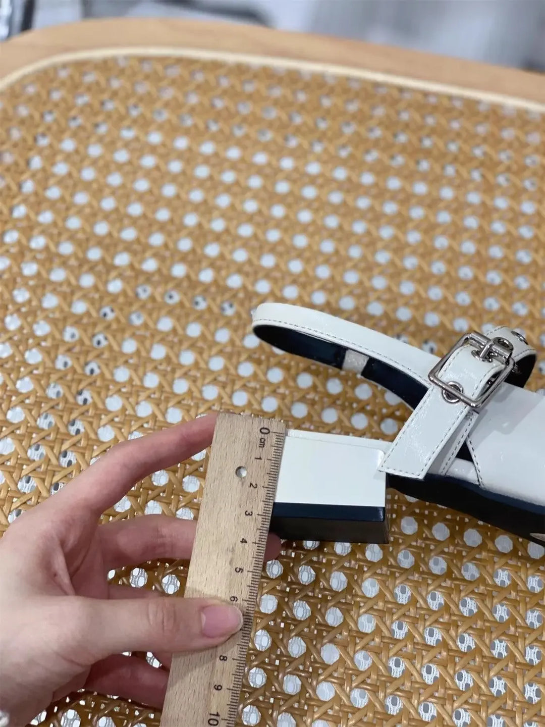 2025 Women’s Pointed Toe Sandals – Low Heels, Comfortable & Anti-Slip