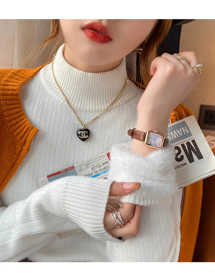 2025 Women’s Turtleneck Sweater – Thick Velvet-Lined Winter Pullover