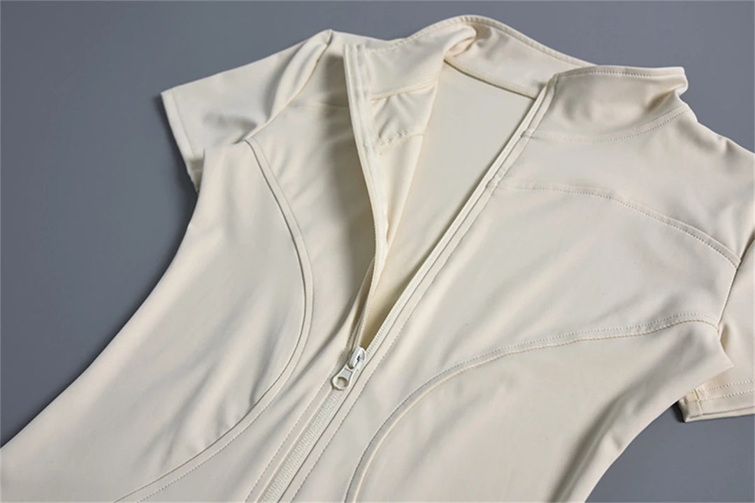 Women’s Summer Yoga Top – Slim Fit, Full Zipper, Short Sleeve