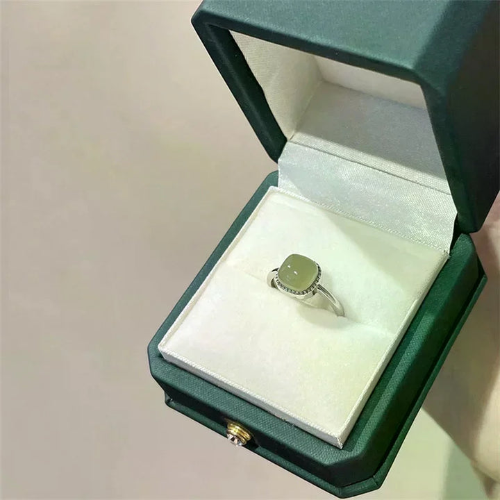 Women’s Vintage Jade & Crystal Geometric Ring – Fashion Jewelry