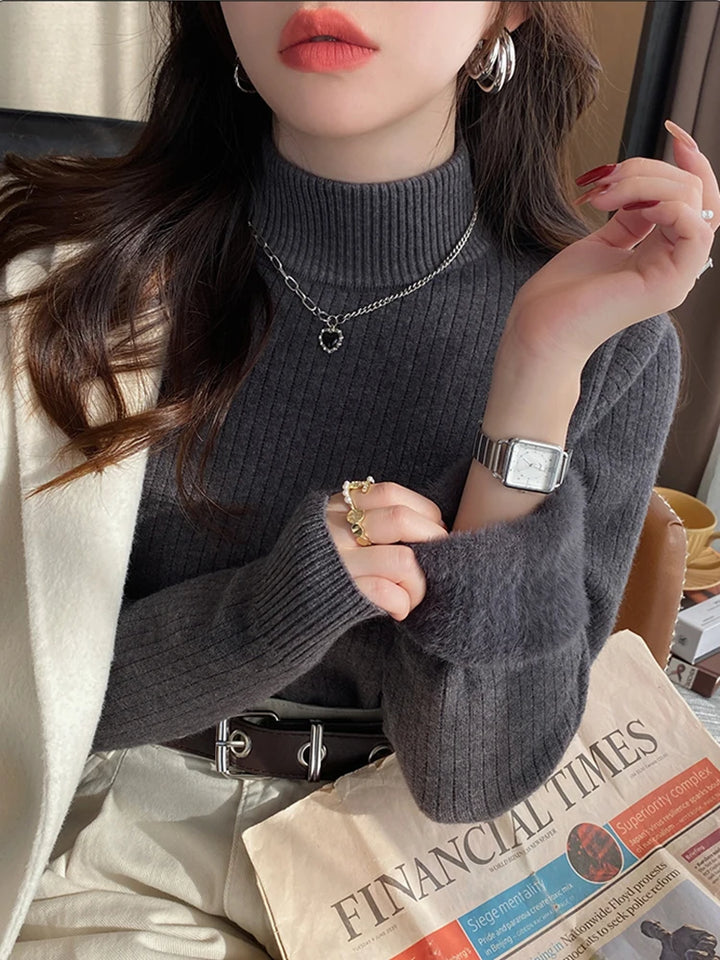 2025 Women’s Turtleneck Sweater – Thick Velvet-Lined Winter Pullover