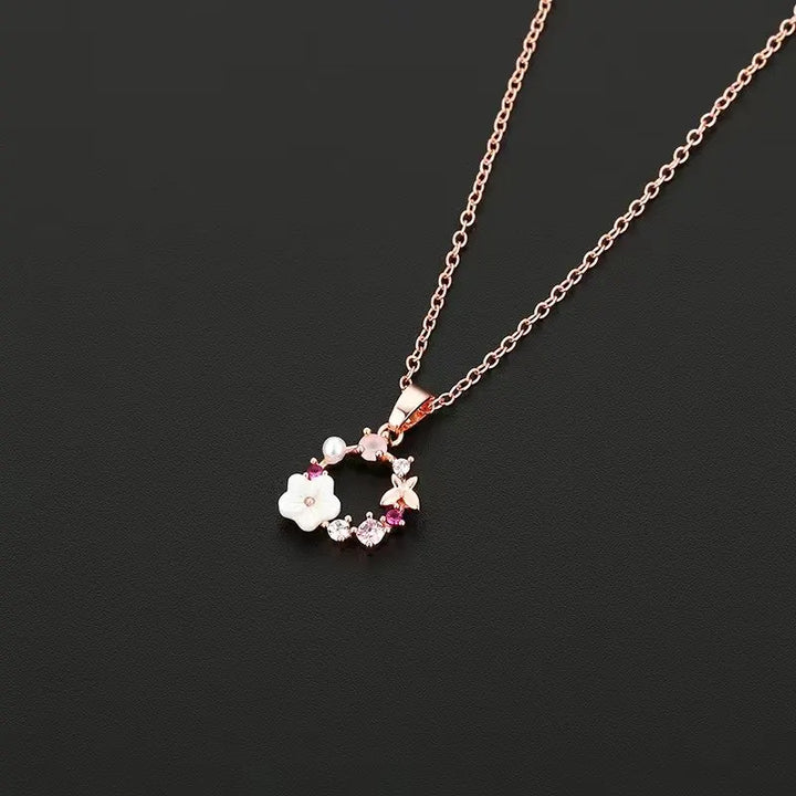 Schmuckset für Damen in Roségold mit Blumenmuster – Halskette, Ring &amp; Ohrringe
