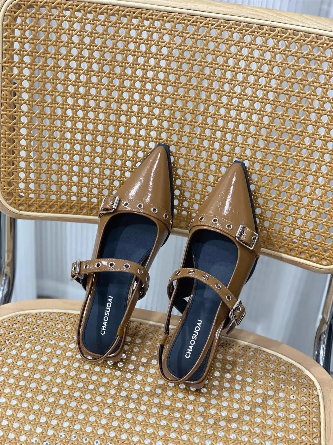 2025 Women’s Pointed Toe Sandals – Low Heels, Comfortable & Anti-Slip