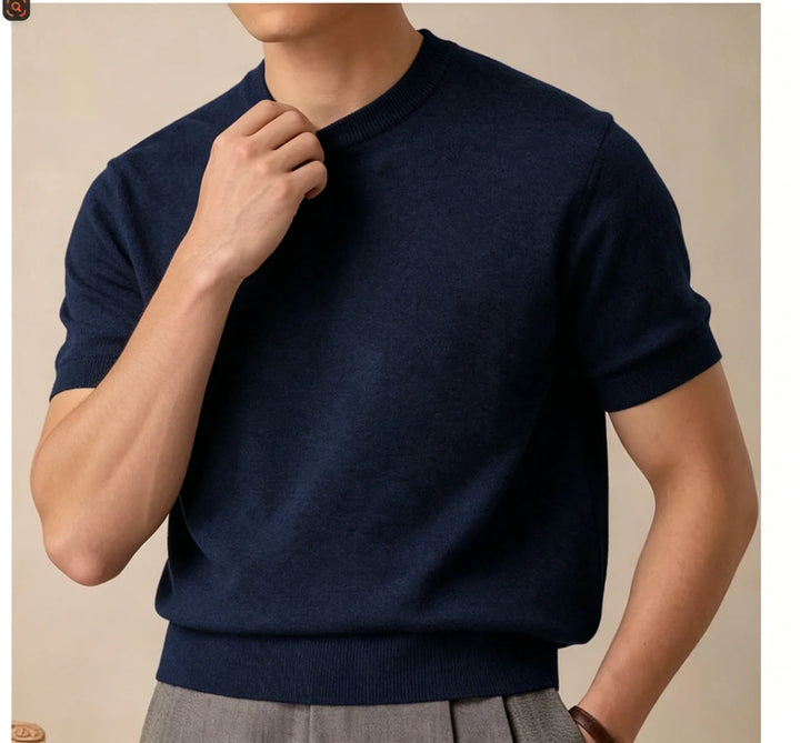 Men's short-sleeved shirts are suitable for the office, client visits, business meetings, city walks, dates, coffee shops, exhib