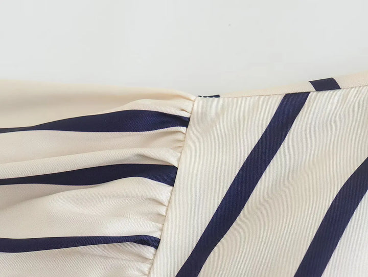 Women Striped Shirts Female Loose-Fit Bubble Sleeve Printed Shirts Lady Casual Youthful Energetic Short Sleeved Tops Clothing