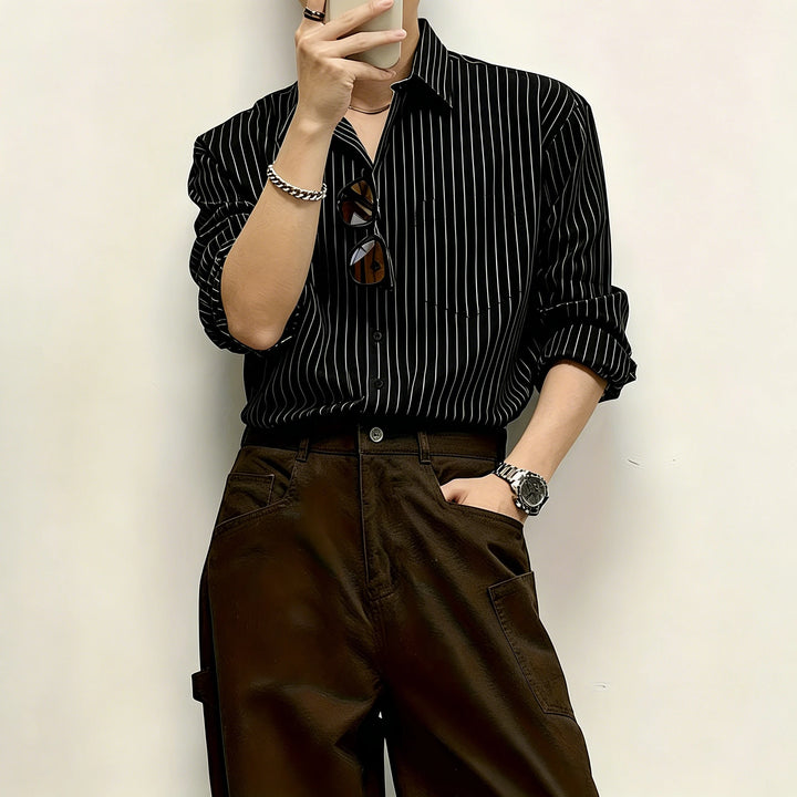 Men's Long-Sleeved Shirt with Black Base and Pinstripes, Loose Fit, Slimming Design, Single Pocket, Lapel, Casual Top.