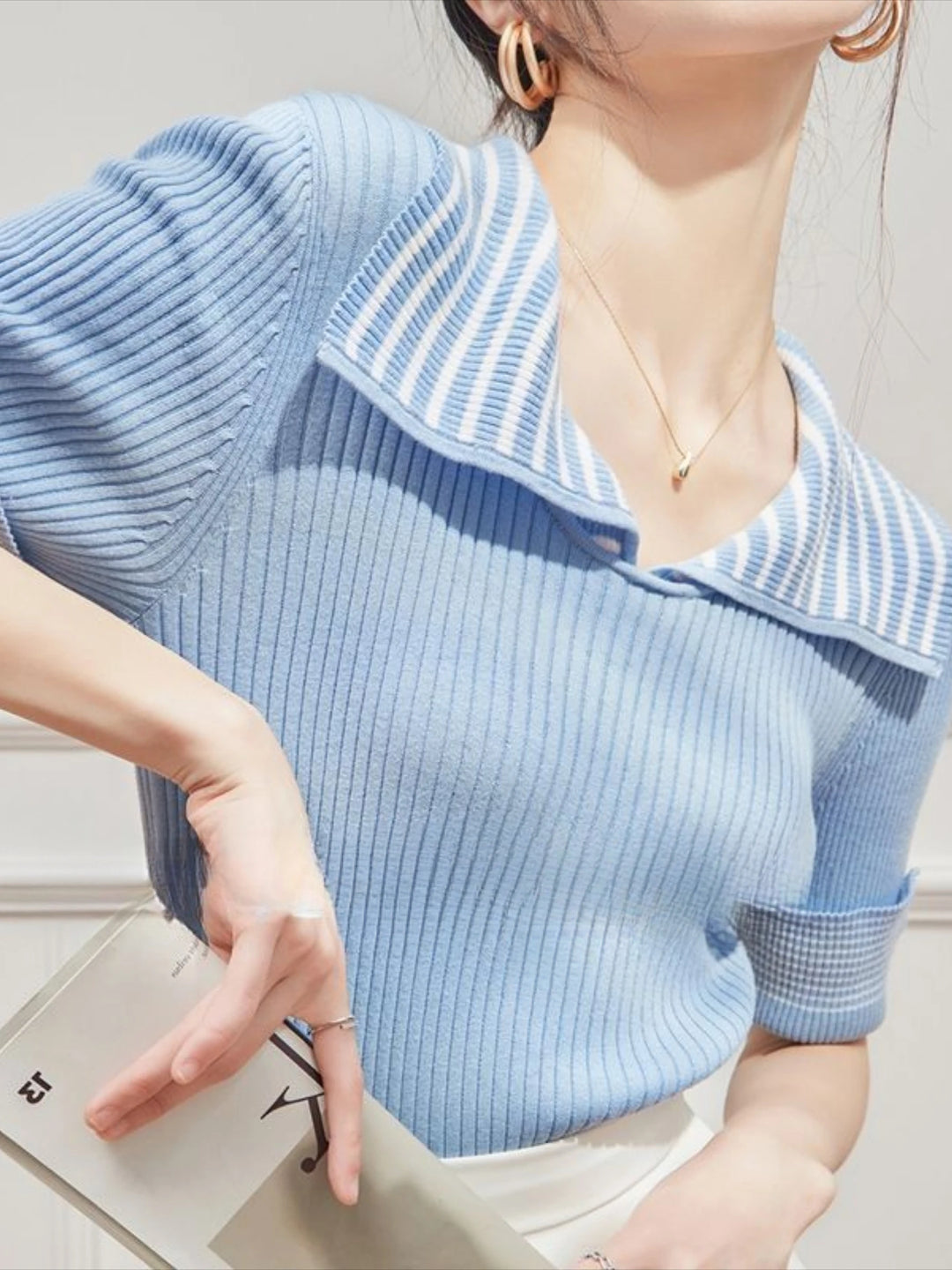 تيشيرت نسائي مخطط بياقة بولو – بلوزة قصيرة الأكمام